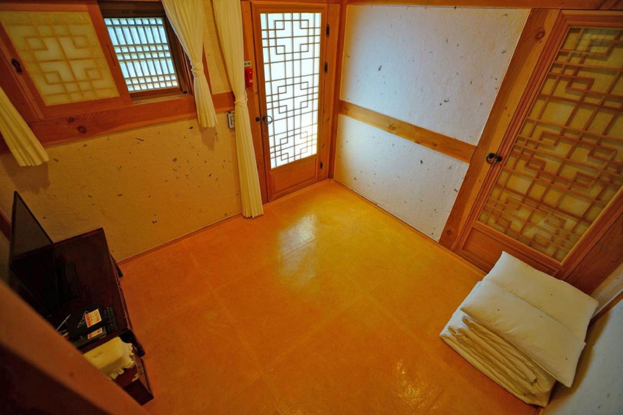 Hanok Gotaek Goeul จอนจู ภายนอก รูปภาพ